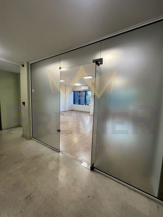 Дава се под наем Офис в Варна, Лятно кино Тракия - 90 кв.м за 1000 € - Снимка #11