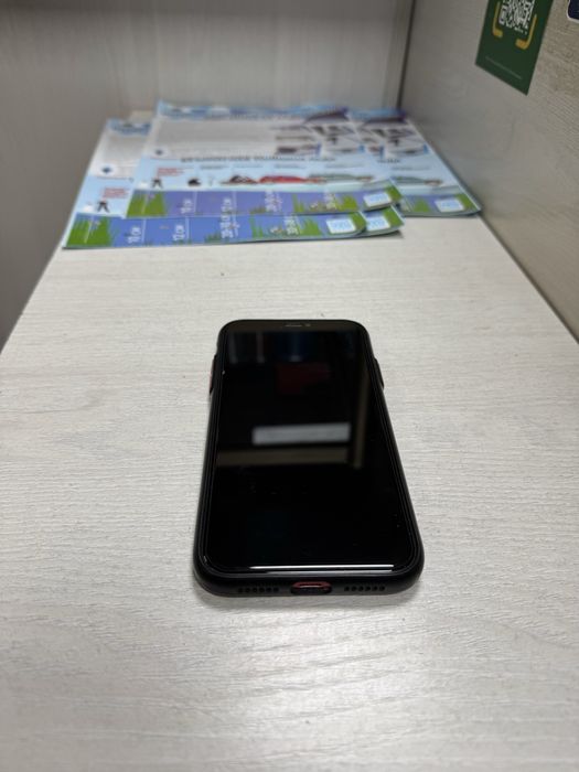 Продам айфон XR 128 гб.