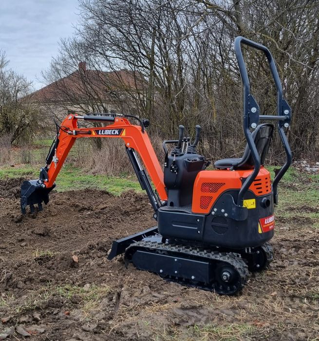 Miniexcavator Lubeck Ex 101 Nou Garantie 2 ani