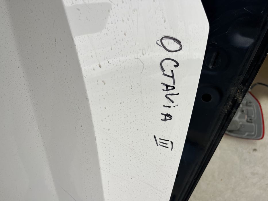 4 броя преден капак Skoda Octavia 3 2017-