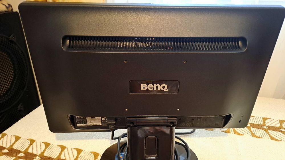 Negociabil  -Monitor Led BenQ
