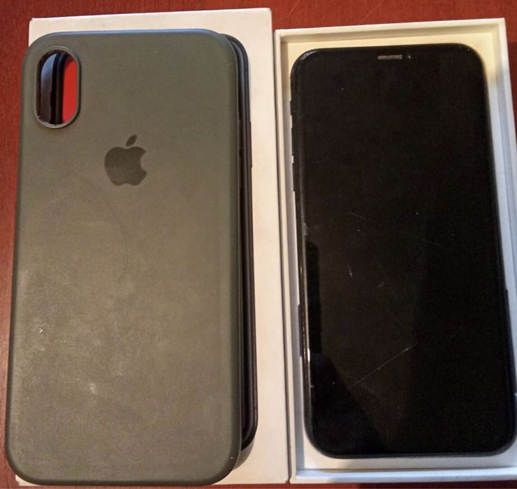 Продам Айфон х в отличном состояние