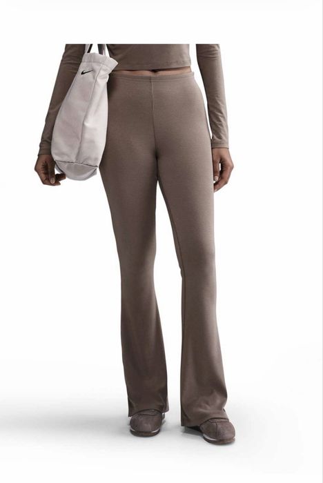 Оригинален  Nike чисто нов с етикет