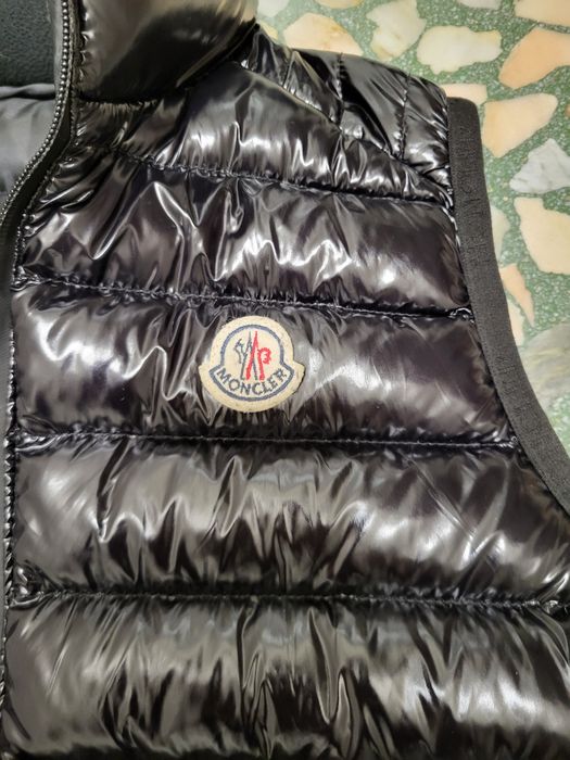 Moncler елек черен