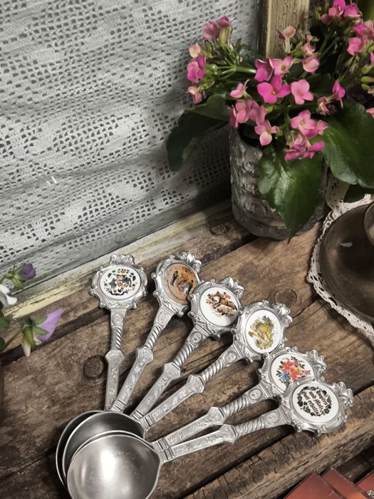 Лъжици с порцеланов акцент