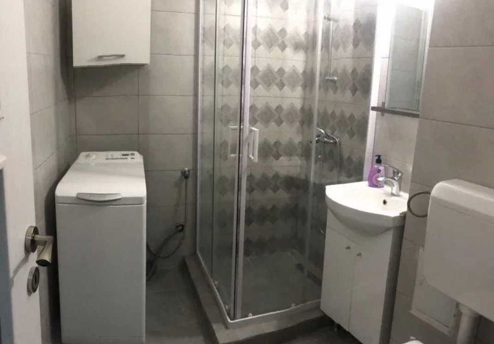 Дава се под наем Двустаен апартамент в Пловдив, Център - 49 кв.м за 198.9 € - Снимка #2