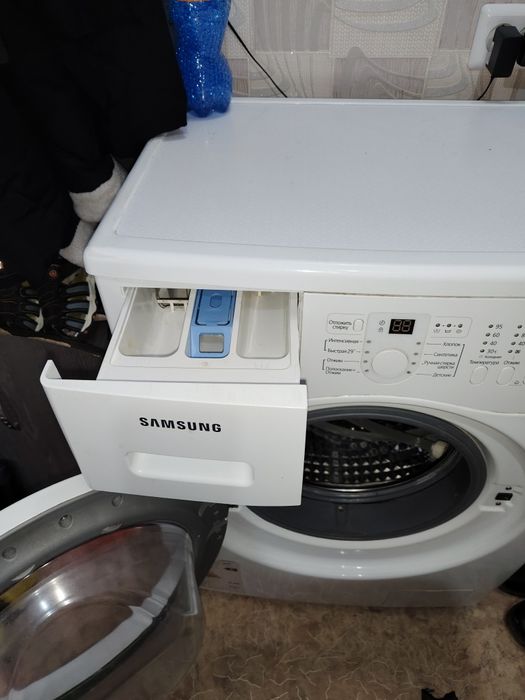 продам стиральную машинку