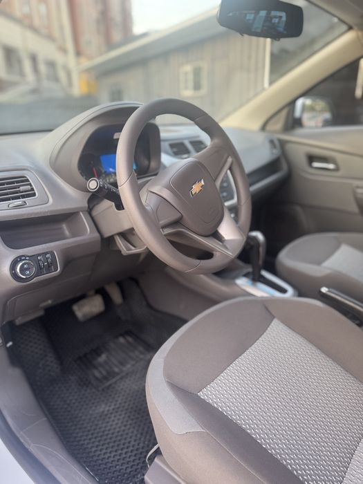 Chevrolet Cobalt 2025 — 5