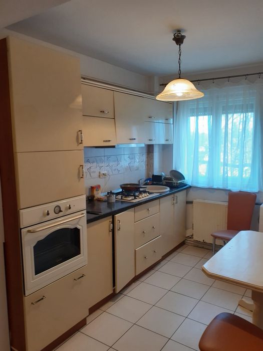 Apartament de inchiriat