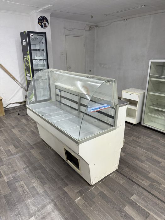 Холодильники для магазина