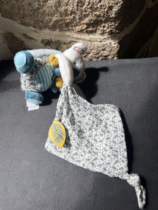Малка,Прерасна френска бебешка играчка за гушкане  Doudou et Compagnie
