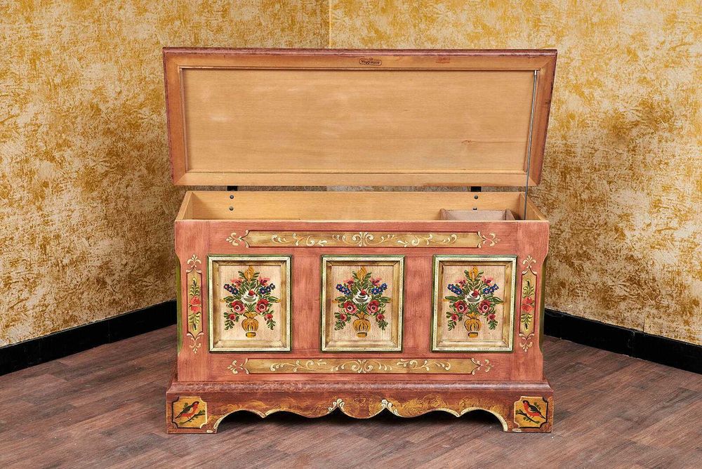 Voglauer, lada zestre, comoda, oglinda ...