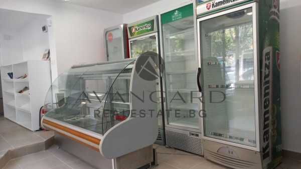 Продава се Магазин в Пловдив, Съдийски - 50 кв.м за 2448 €/кв.м - Снимка #3