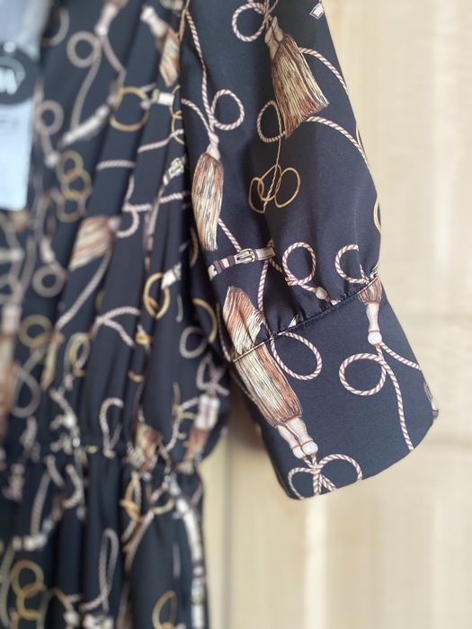 Продается новое платье