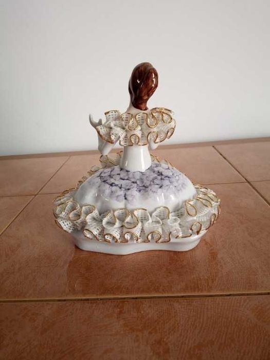 Figurină porțelan dantelat (Lace Porcelain) - Arpo Curtea de Argeș