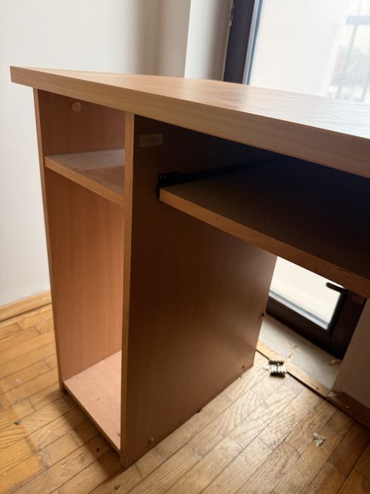 Компютърно бюро с чекмедже и плъзгащ плот