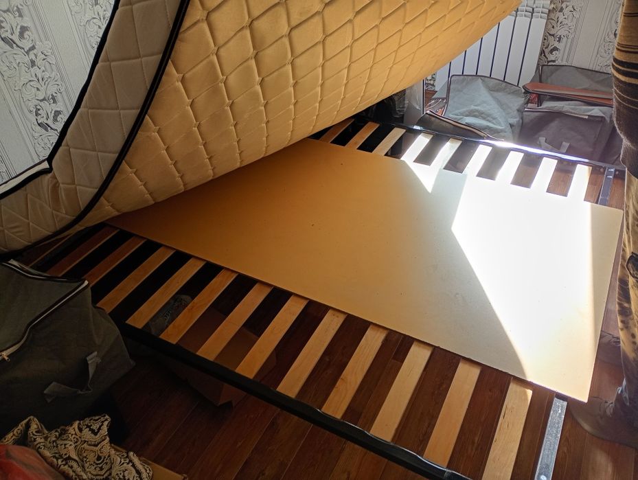 Кровать двухспальная