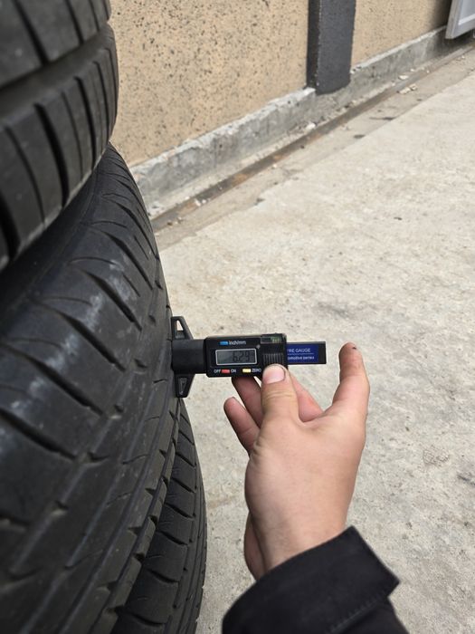 4 Броя 225/60/17 Hankook 2x7,2mm 2x6,2mm