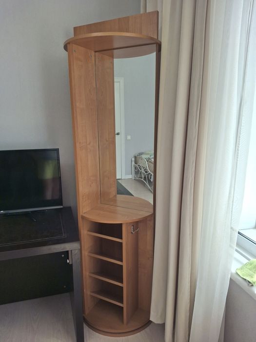 Вешалка в прихожку