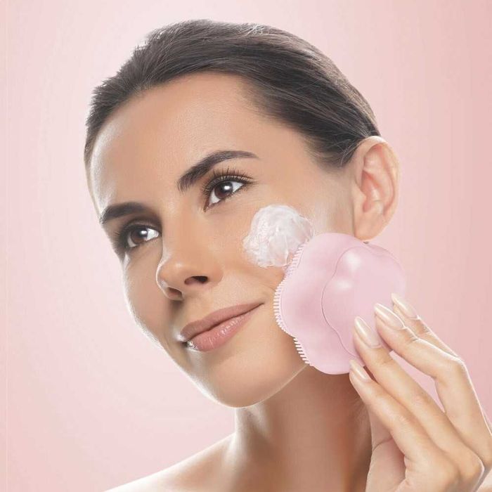 Почистваща четка за лице MAXXMEE