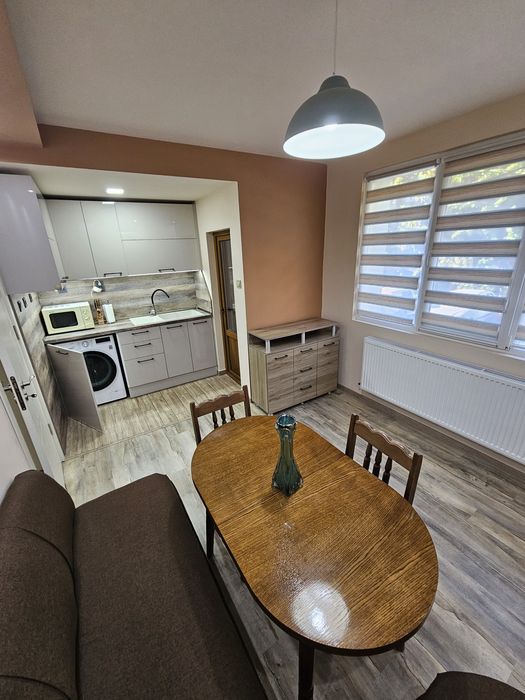 Дава се под наем Тристаен апартамент в Търговище, Център - 72 кв.м за 382.5 € - Снимка #13