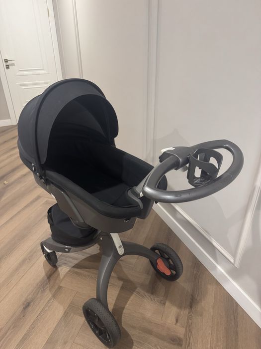 Продам коляску Stokke xplory V5 оригинал