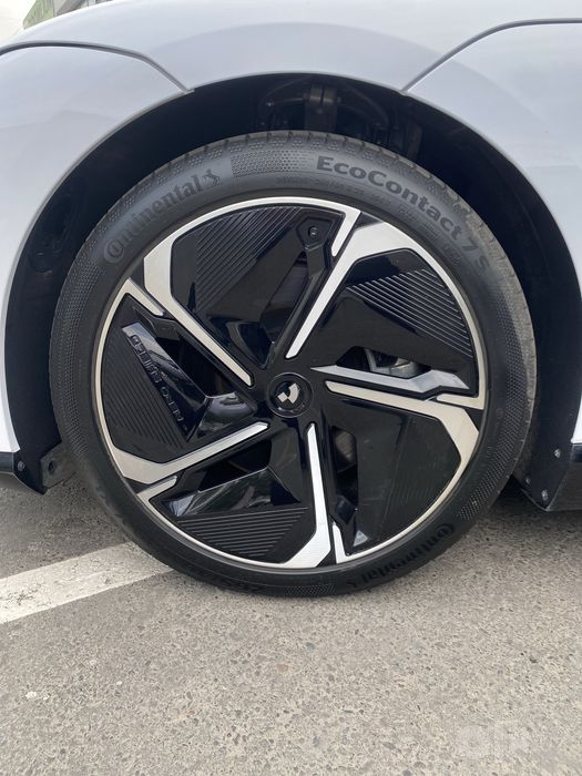 Geely jiyue 07 с гарантии