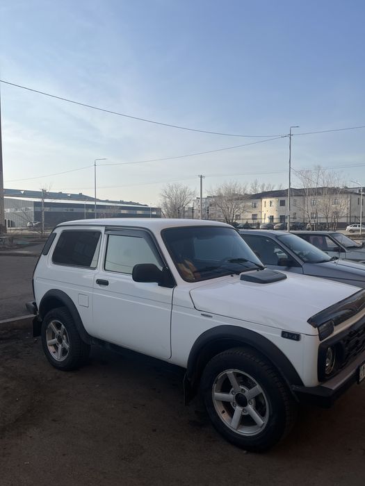 Продам ниву.