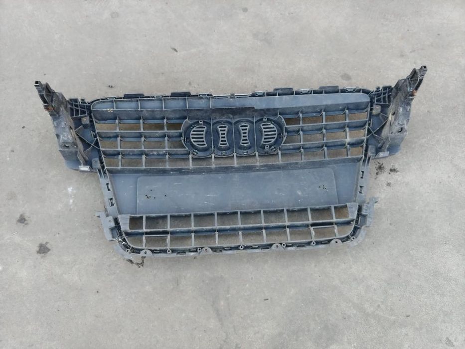 grila bara fata audi a5 8t  2008 8t0853651e