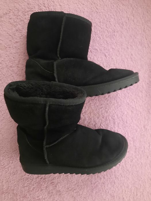 Сапоги 36 отдам натур замша