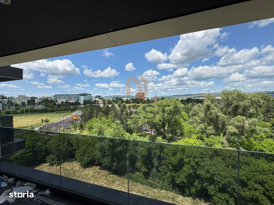 Aprtament 3 camere - view spre Baza Sportiva/Se preda la cheie