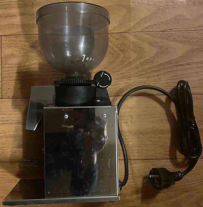 Rasnita Cafea Lelit PL043MMI