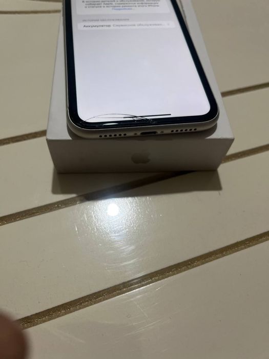 Айфон 11 с коробкой