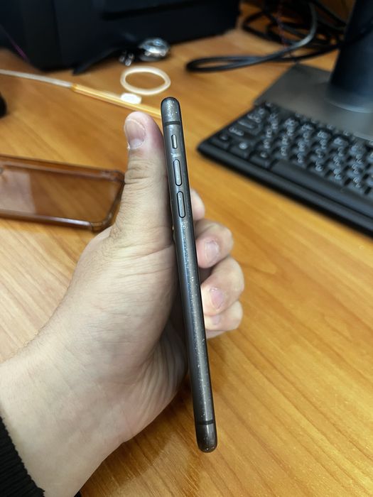 Iphone 11 64 гб с коробкой