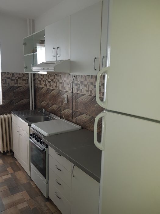 Apartament cu o camera de inchiriat