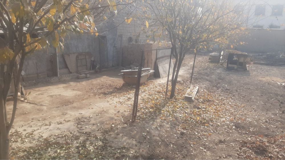 Yer sotiladi ohinboboyov masjidintomonda