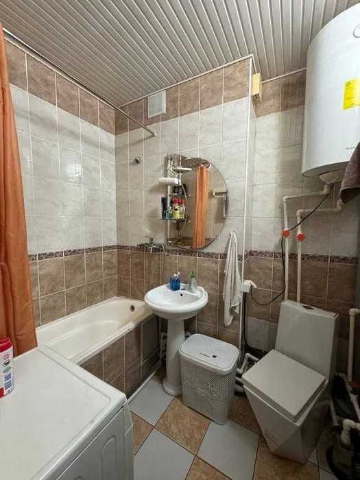 Продаётся 3х комн квартира на 4 этаже Ор-р 6 микрорайон