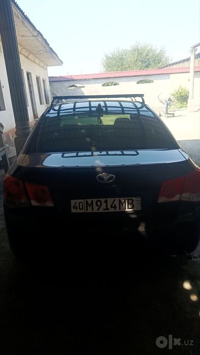 Tom bagaj sotiladi, zavod qolipda yasalgan juda sifatli