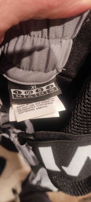 Лятна цена. Продавам чисто нова лавинна раница