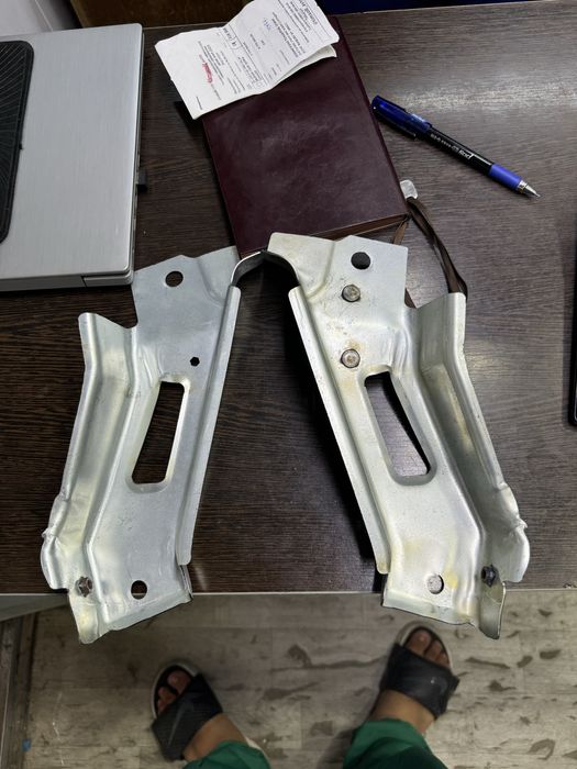 Monza usilitil noshka