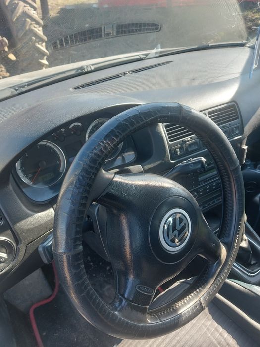 Vând golf 4 1.9  an 2006