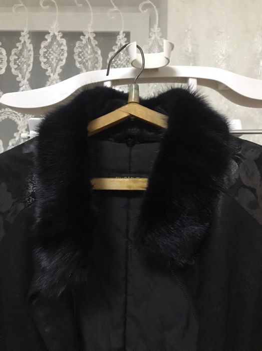 Продам дублёнку с норковым воротником