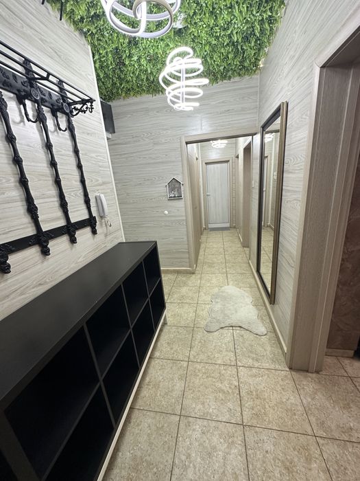 Тристаен апартамент под наем пловдив център