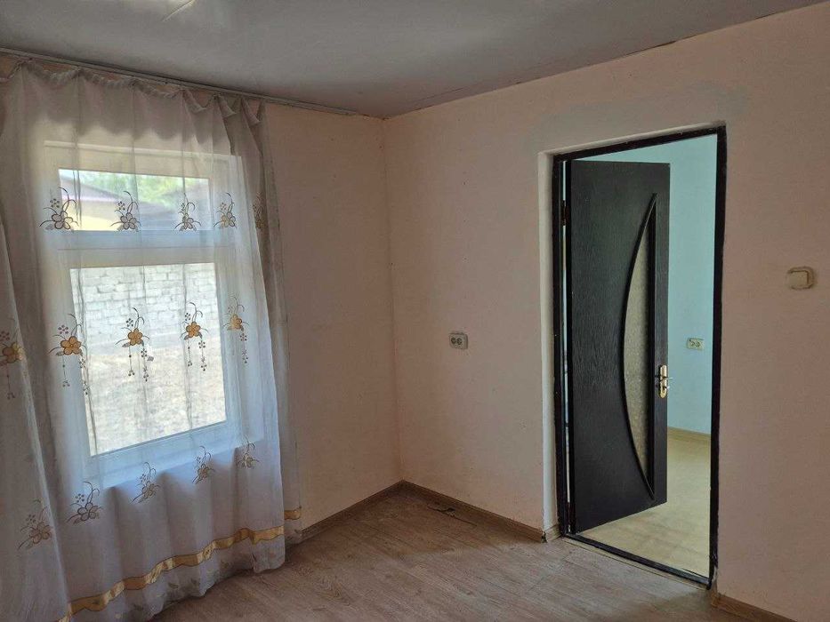 Uy sotiladi Toshkent viloyati, Yangiyo`l tumani,
