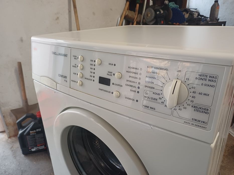 Пералня      АEG