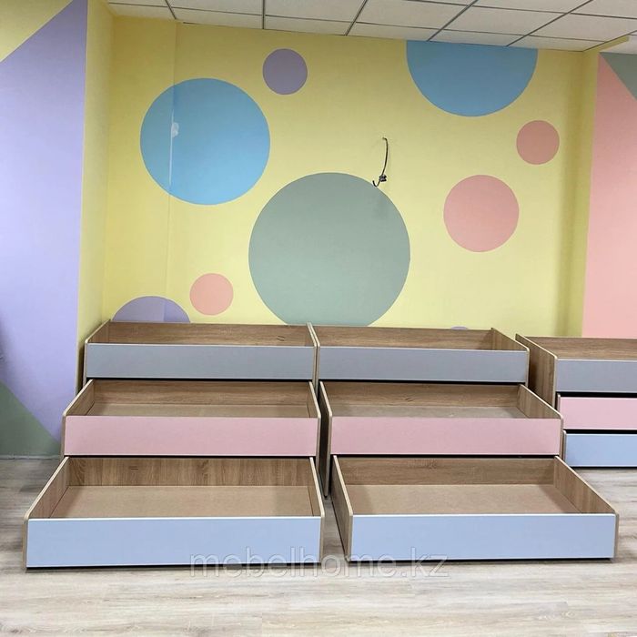 Кровать трехъярусная