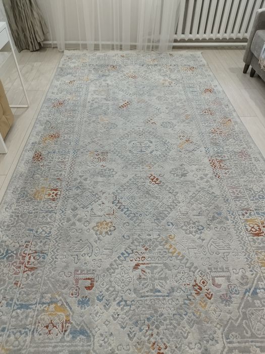 Ковер в хорошем состоянии размер 2.4