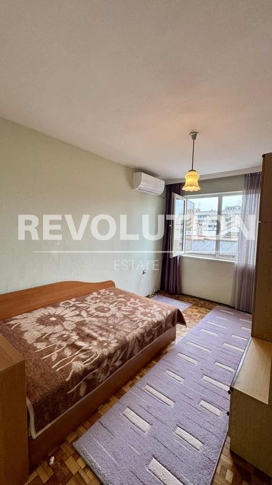 Продава се Тристаен апартамент в Пловдив, Център - 84 кв.м за 2393 €/кв.м - Снимка #2