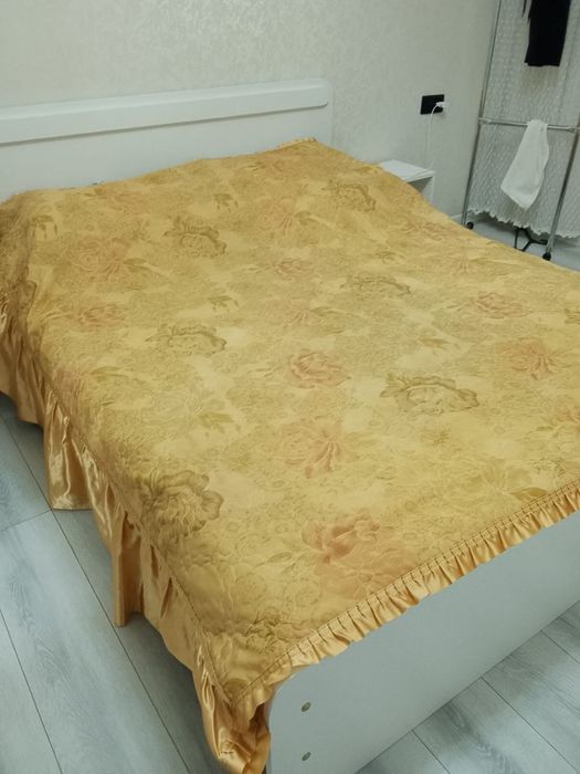 Продам кровать в спальню