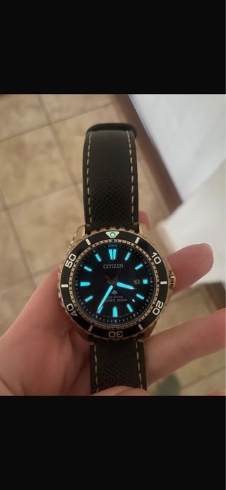 Vand ceas de mana Citizen